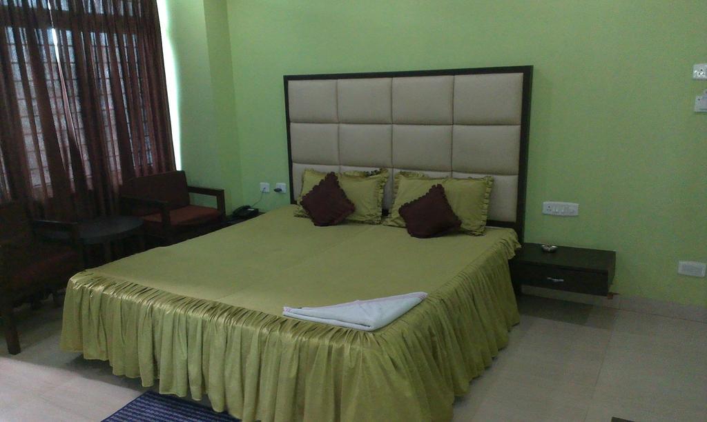 Hotel Sunview Dispur Room photo